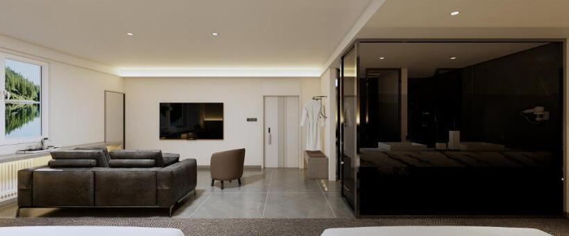 اتاق خانوادگی, Berghof Am See