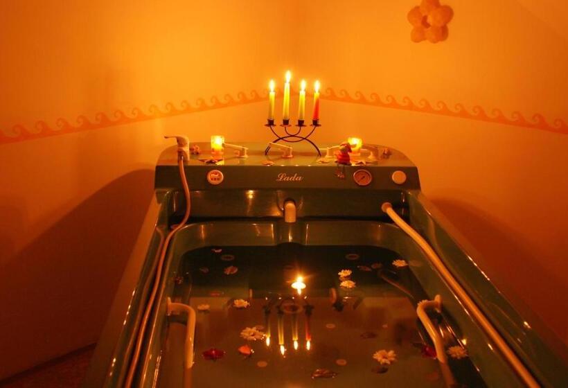 スタンダードルーム, Bohemia