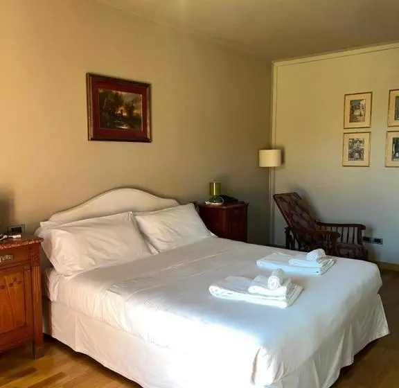 エクゼクティブルーム, Castelbourg