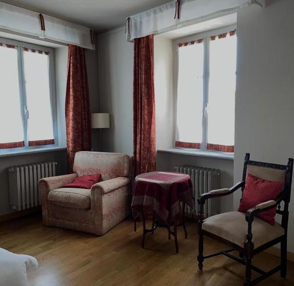 Номер Deluxe, Castelbourg