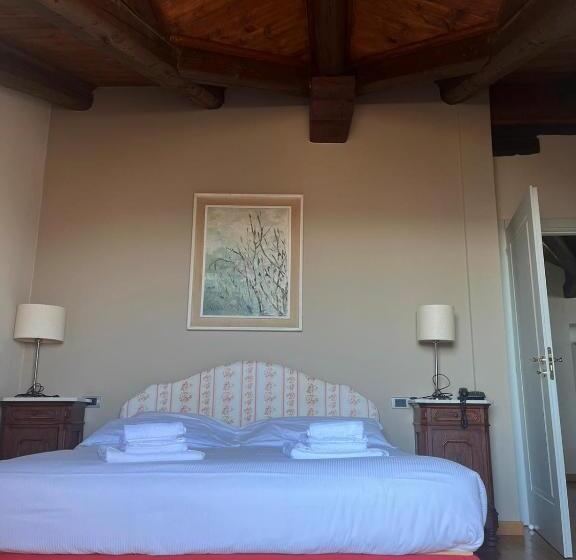 Полулюкс, Castelbourg