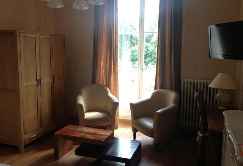 コンフォートルーム, Bar Restaurant Couleurs Sud