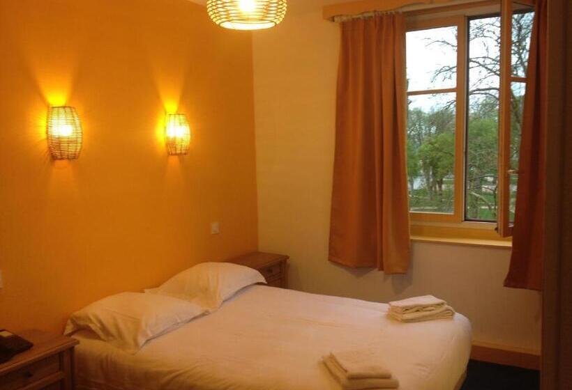 スタンダードルーム, Bar Restaurant Couleurs Sud