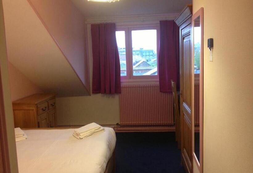 スタンダードルーム, Bar Restaurant Couleurs Sud