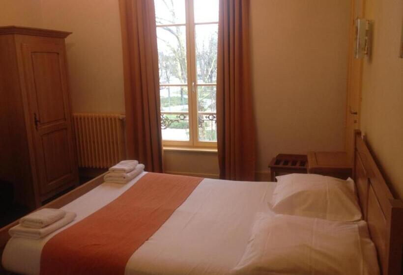 コンフォートルーム, Bar Restaurant Couleurs Sud