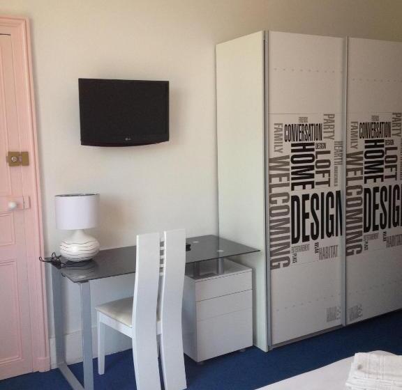 コンフォートルーム, Bar Restaurant Couleurs Sud