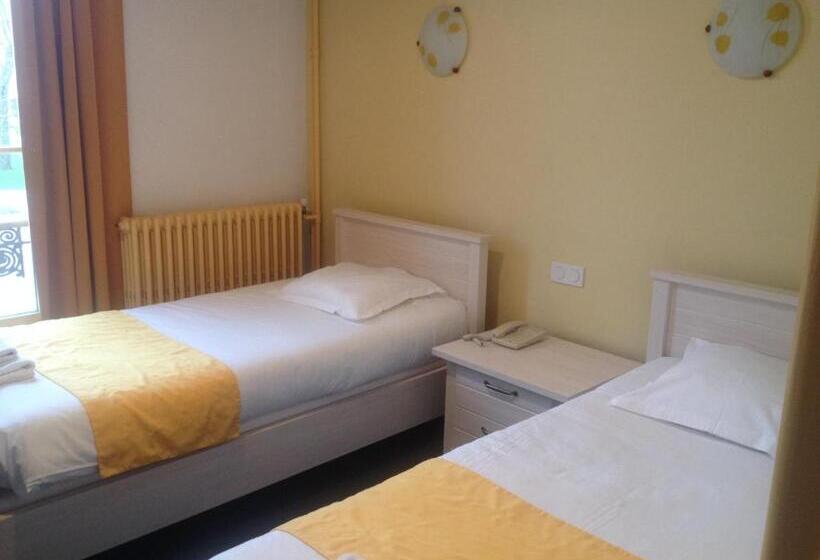 コンフォートルーム, Bar Restaurant Couleurs Sud