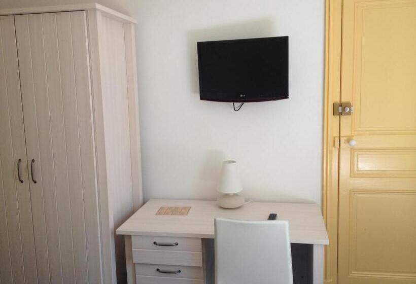 コンフォートルーム, Bar Restaurant Couleurs Sud