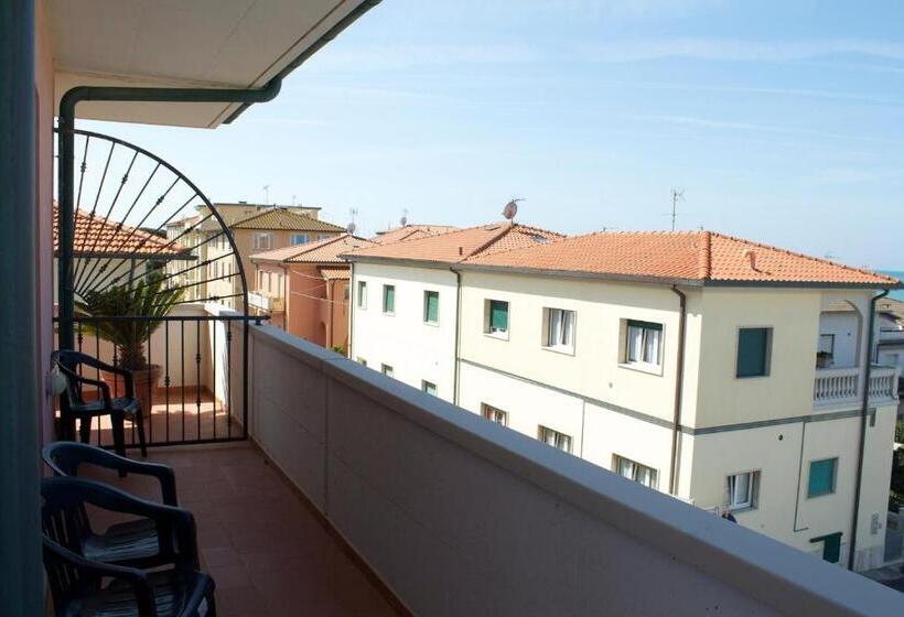 סוויטת ג'וניור עם מרפסת, Del Sole