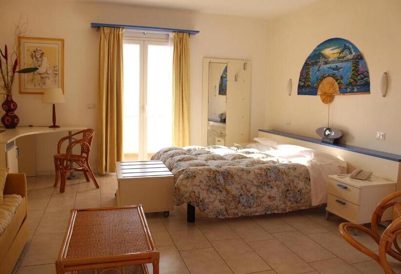 סוויטת ג'וניור עם מרפסת, Del Sole