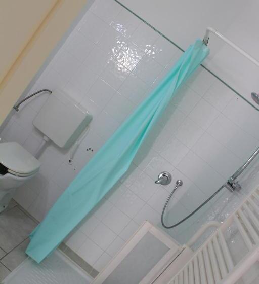 חדר סטנדרט יחיד מותאם לאדם עם מוגבלויות, Del Sole