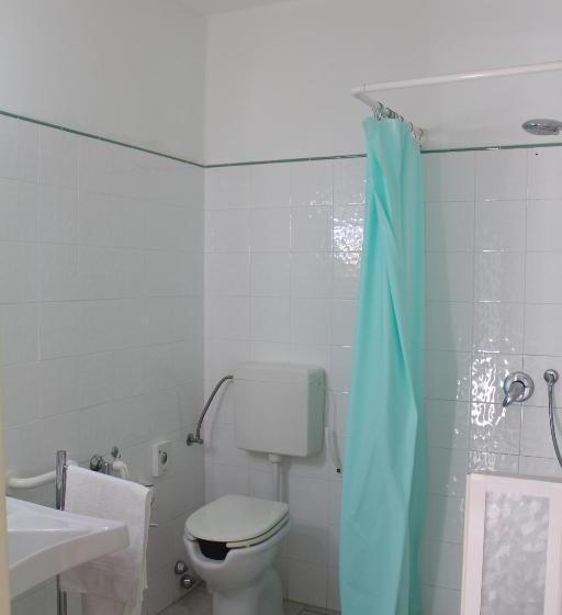 חדר סטנדרט יחיד מותאם לאדם עם מוגבלויות, Del Sole