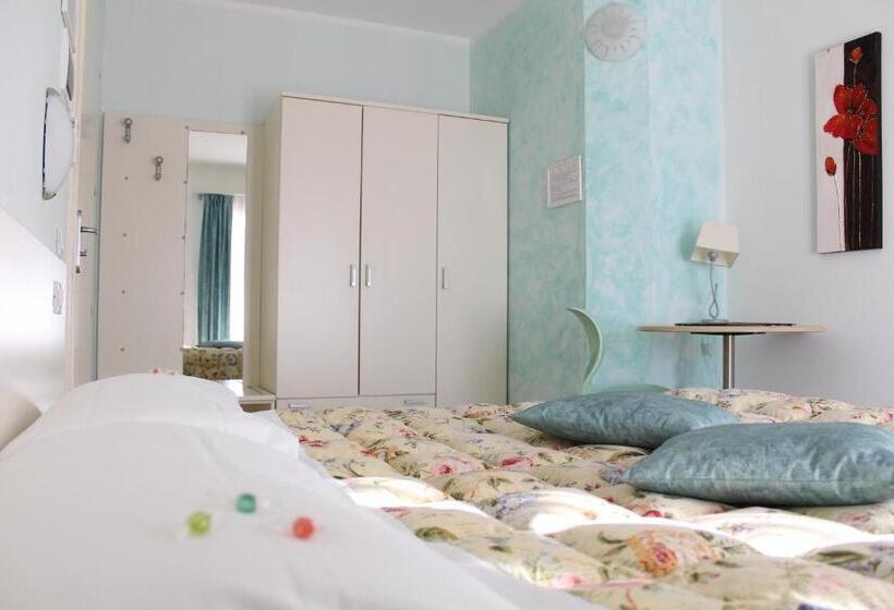 חדר סטנדרט נוף לים עם מרפסת, Del Sole