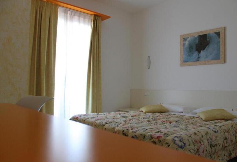 חדר סטנדרט עם מרפסת, Del Sole