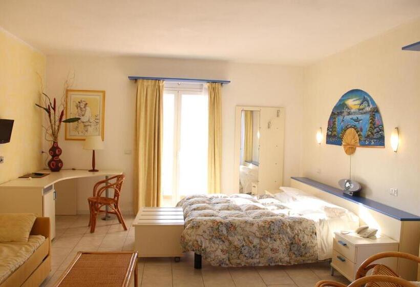 סוויטת ג'וניור עם מרפסת, Del Sole