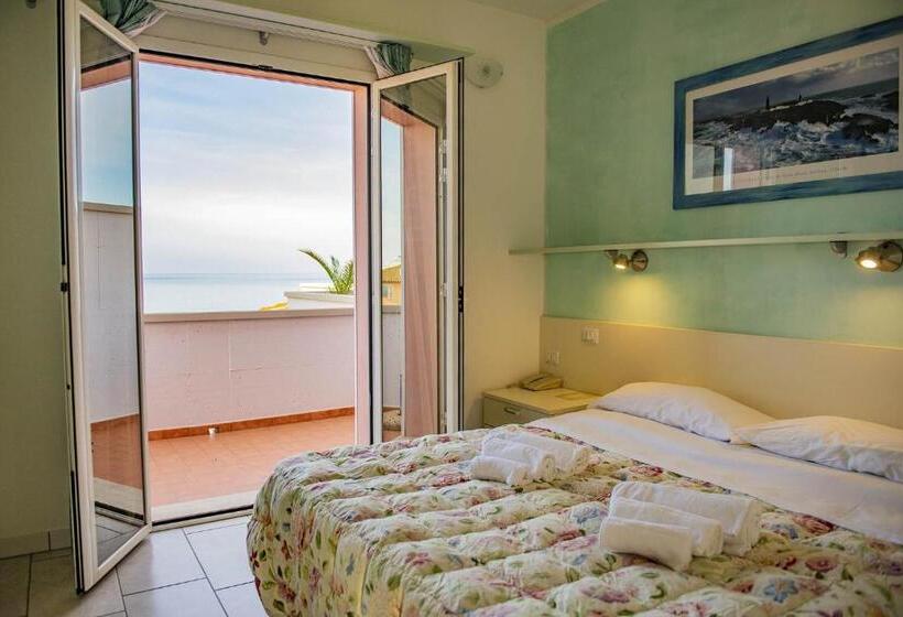 סטודיו סטנדרט עם מרפסת, Del Sole