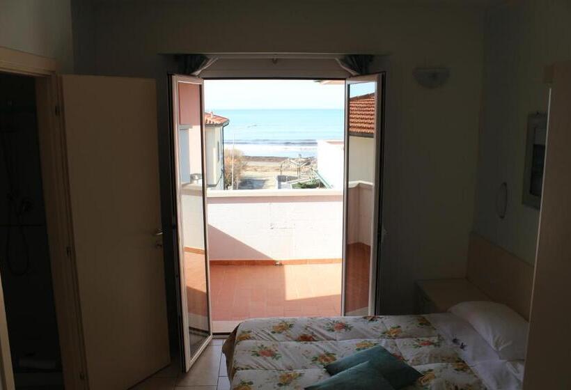 סטודיו סטנדרט עם מרפסת, Del Sole