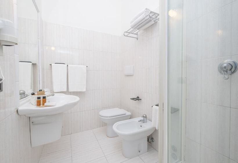 四人标准间, Del Sole