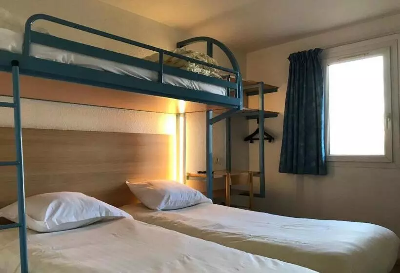 スタンダードトリプルルーム, Brit Hotel Essentiel Deltour Mende