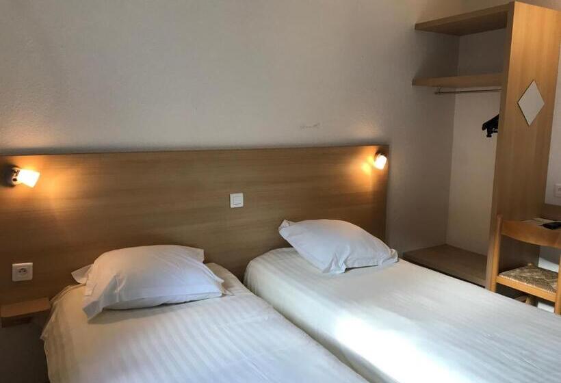 Номер Стандарт, Brit Hotel Essentiel Deltour Mende