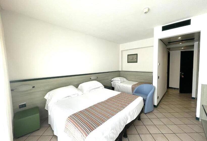 חדר סטנדרט לשלושה, Garden