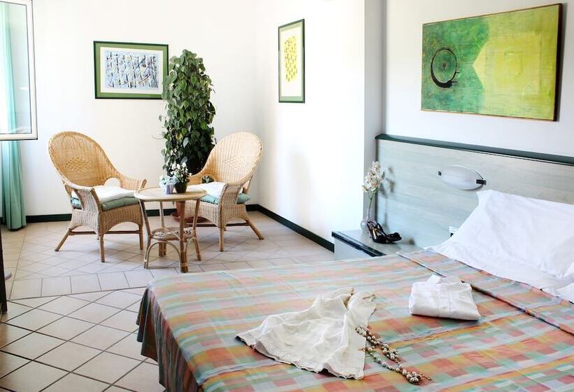 סוויטה, Garden