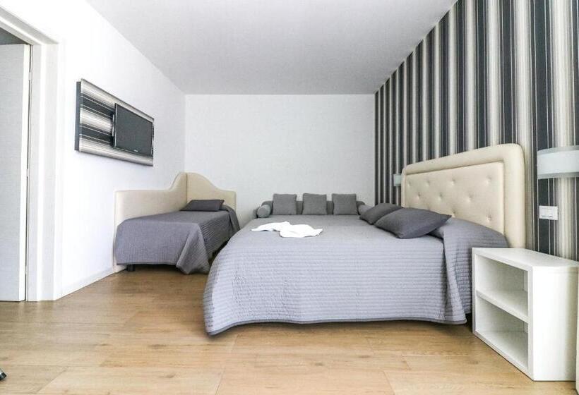 חדר קומפורט לשלושה, Jesulum