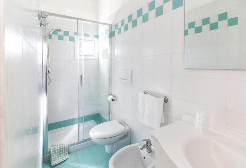 חדר סטנדרט נוף לבריכה, Jesulum