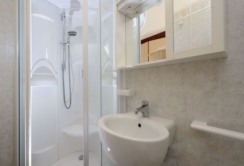 Номер Стандарт Трехместный, Mimosa