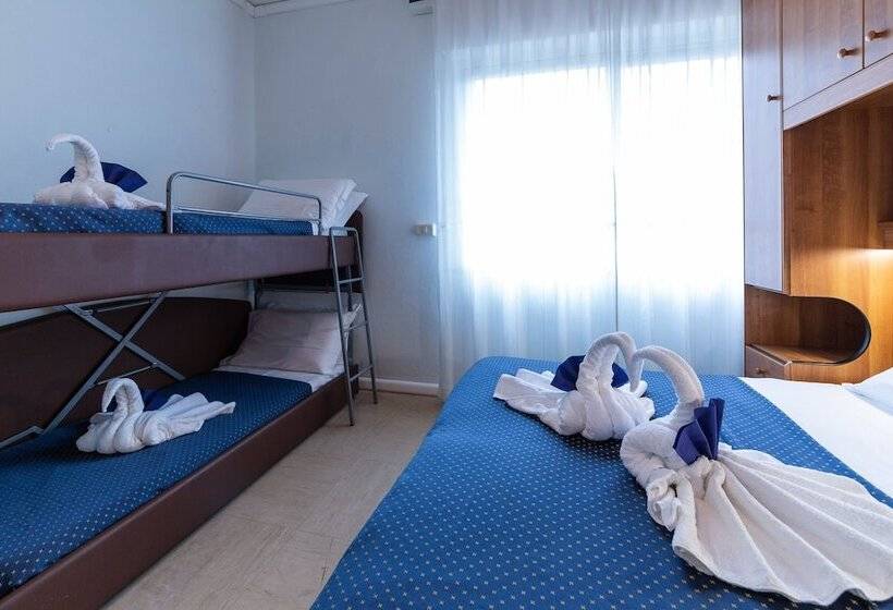 Четырехместный Номер Стандарт, Mimosa