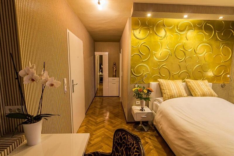 스탠다드 자쿠지 룸, Palatino