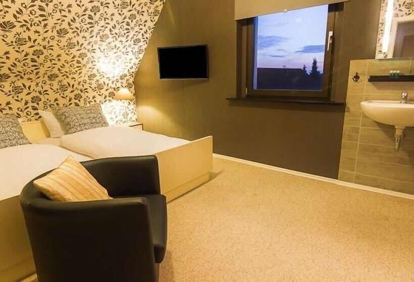 스탠다드 룸 공동 욕실, Palatino