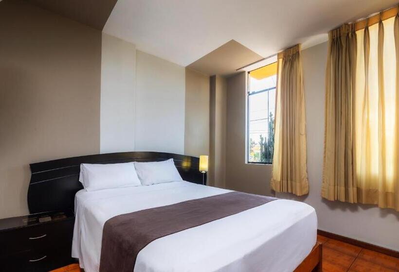 חדר סטנדרט, Portada Del Sol