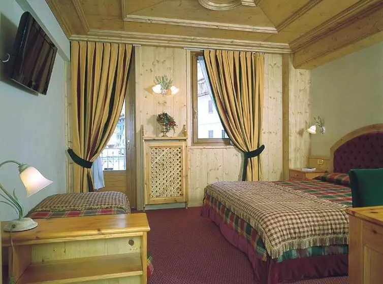 ジュニアスイート, San Lorenzo