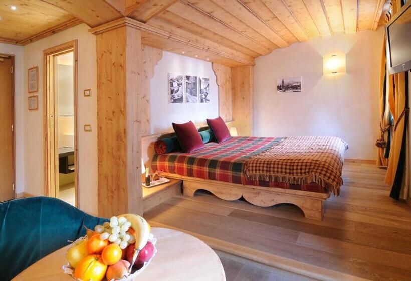 주니어 스위트, San Lorenzo