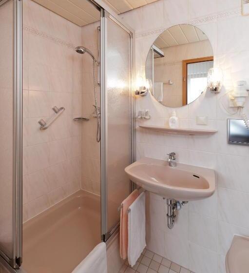 Standard Quadruple Room, Sindersdorfer Hof