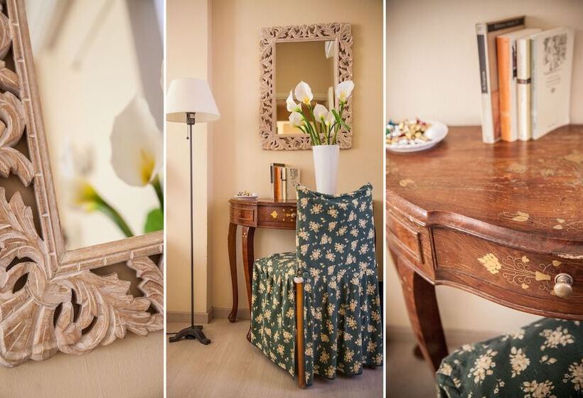 标准三人间, Tina