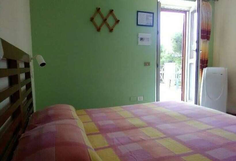 اتاق سوپریور با چشم‌انداز دریا, Vela Velo Club Vieste