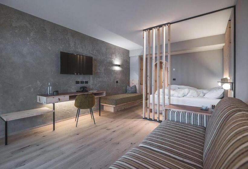 Номер Стандарт Вид на Горы, Kronplatz Resort Berghotel Zirm