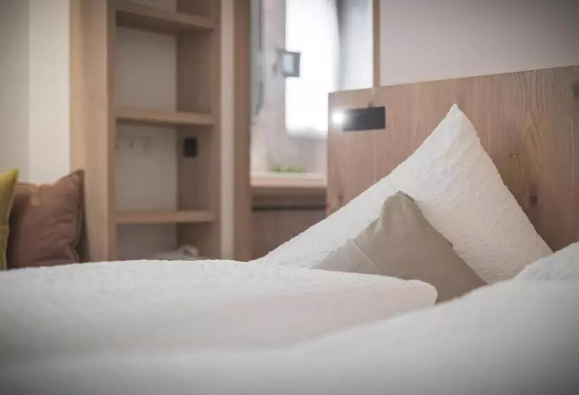 ベーシックルーム, Kronplatz Resort Hotel Kristall