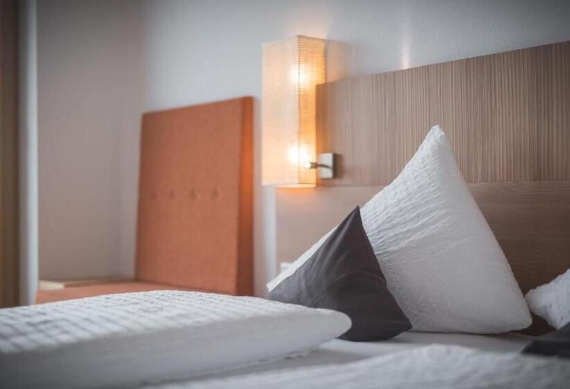 Номер Стандарт Вид на Горы, Kronplatz Resort Hotel Kristall