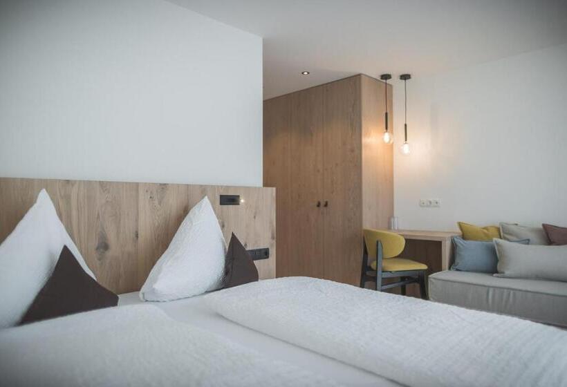 Номер Deluxe Вид на Горы, Kronplatz Resort Hotel Kristall