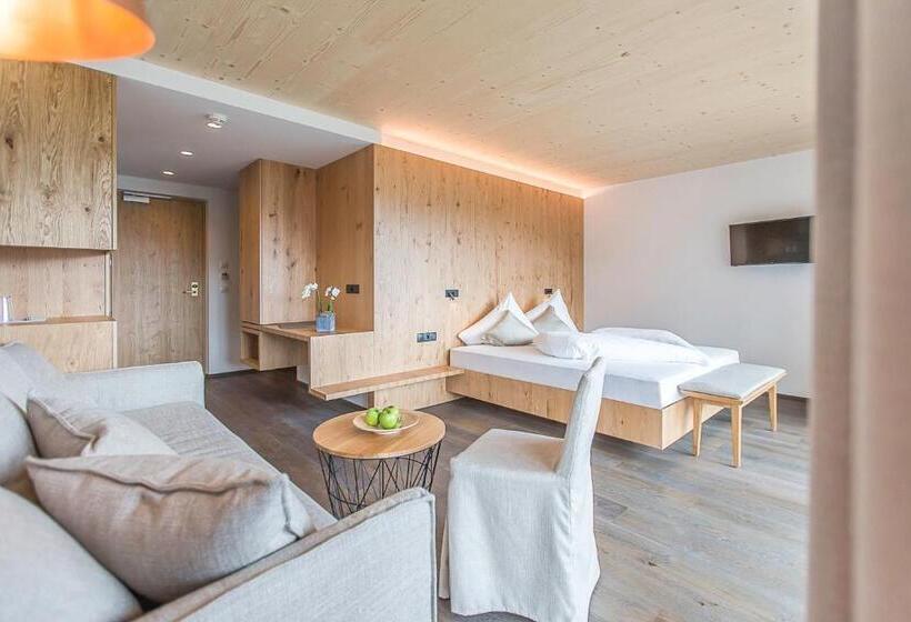 Номер Deluxe, Kronplatz Resort Hotel Kristall