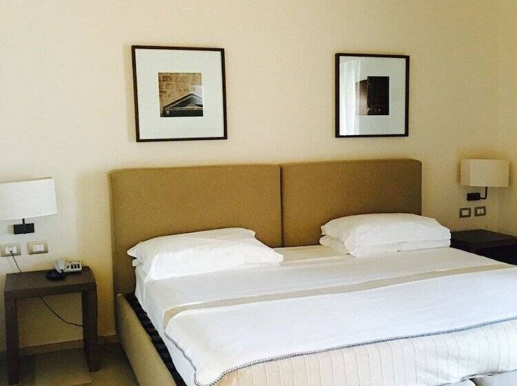 Полулюкс, Mare Resort