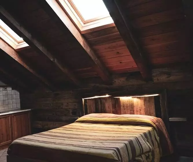 استودیوی استاندارد, Chalet Della Guida