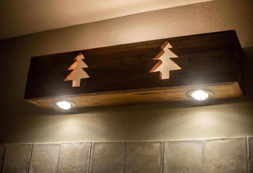 スタンダードスタジオ, Chalet Della Guida