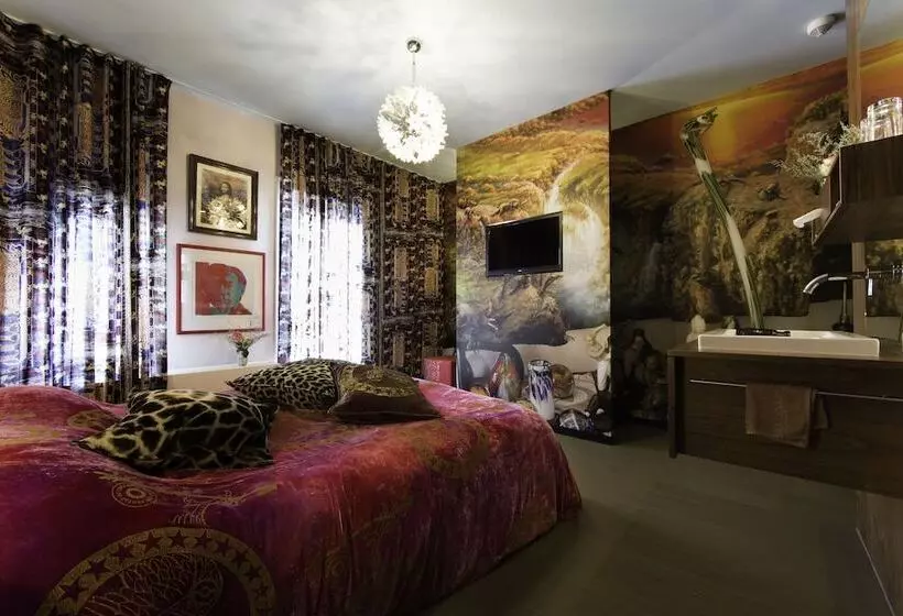 اتاق راحتی, Design Hotel Modez