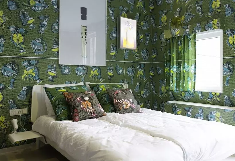 اتاق راحتی, Design Hotel Modez
