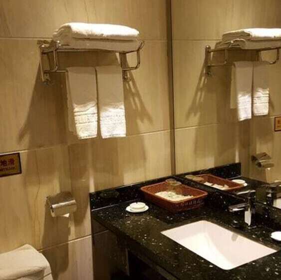 标准间, Grand Villa