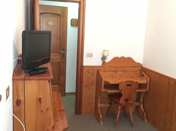 Номер Стандарт Трехместный, Al Larin